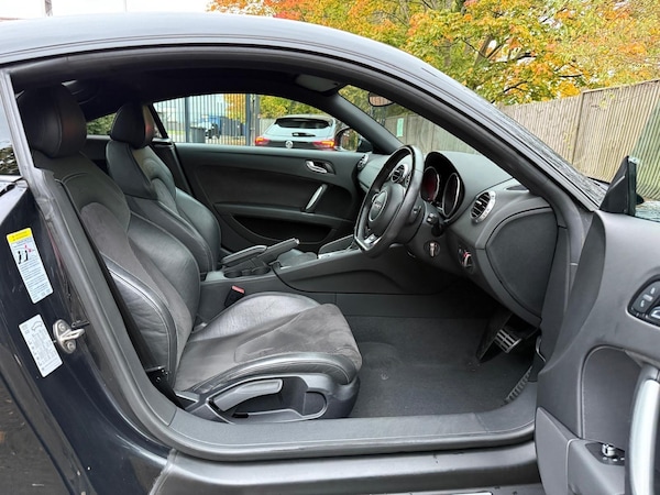 Used Audi TT 2012 for sale - 76260326: Photo 8