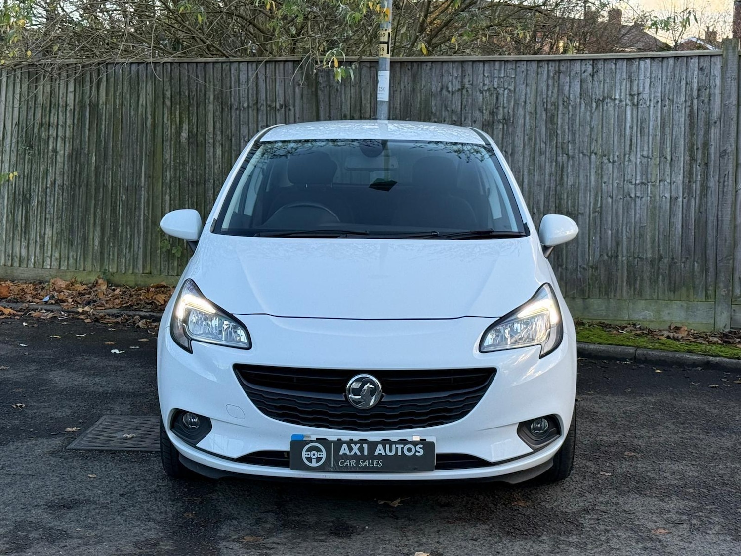 Used Vauxhall Corsa 2019 for sale - 76660558: Photo 2