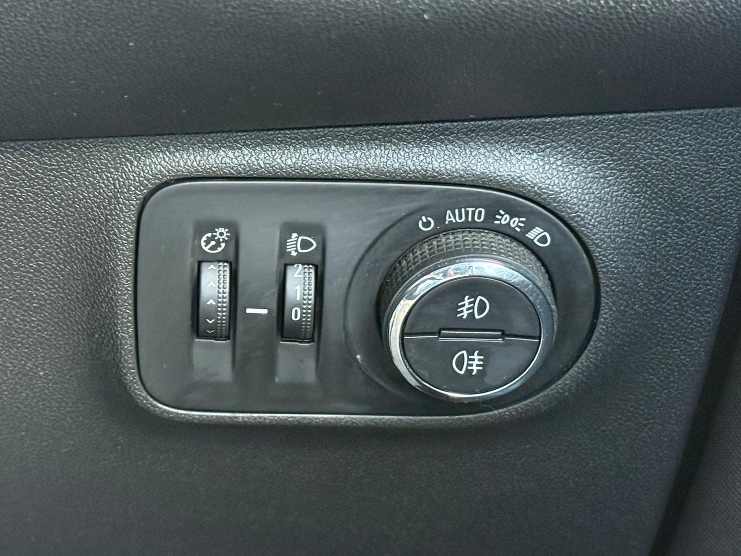 Used Vauxhall Corsa 2019 for sale - 76660558: Photo 25