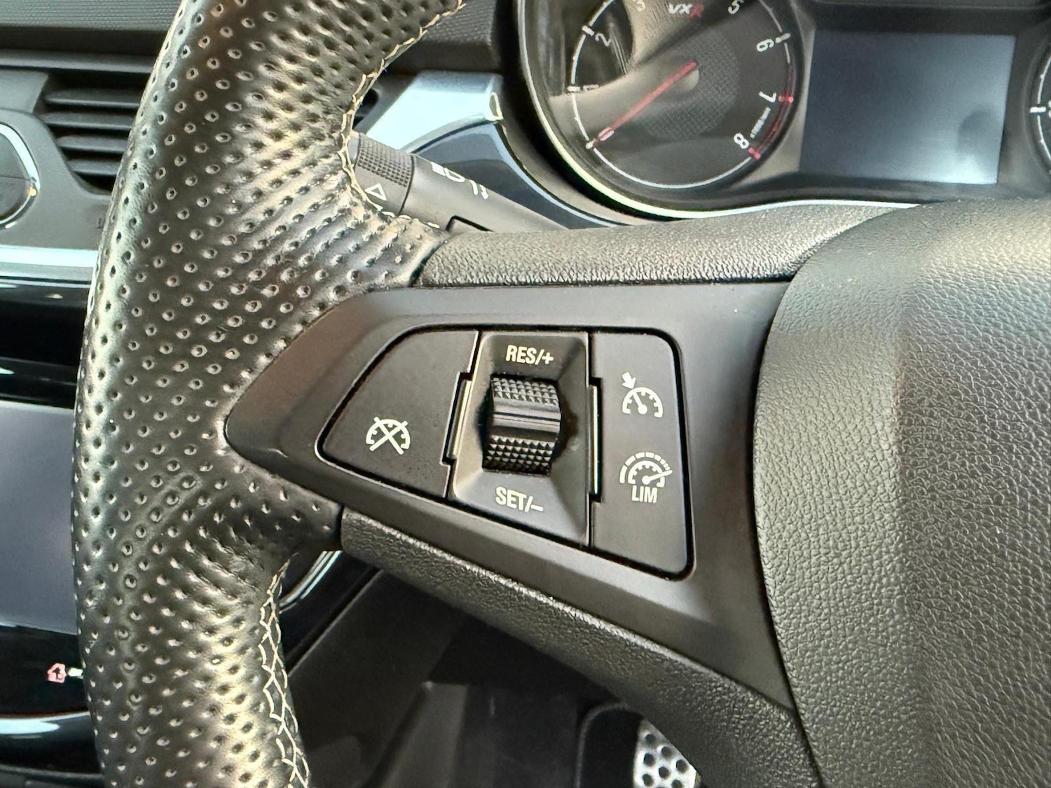 Used Vauxhall Corsa 2015 for sale - 76715346: Photo 23