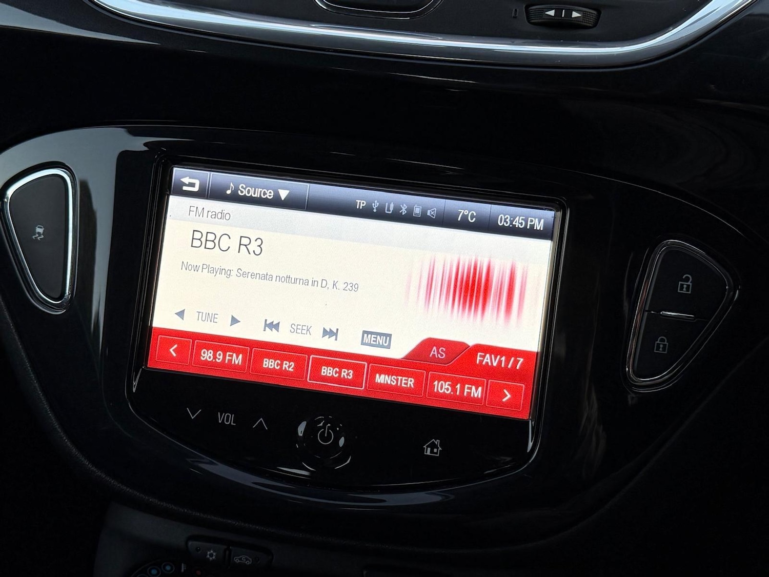 Used Vauxhall Corsa 2015 for sale - 76715346: Photo 27