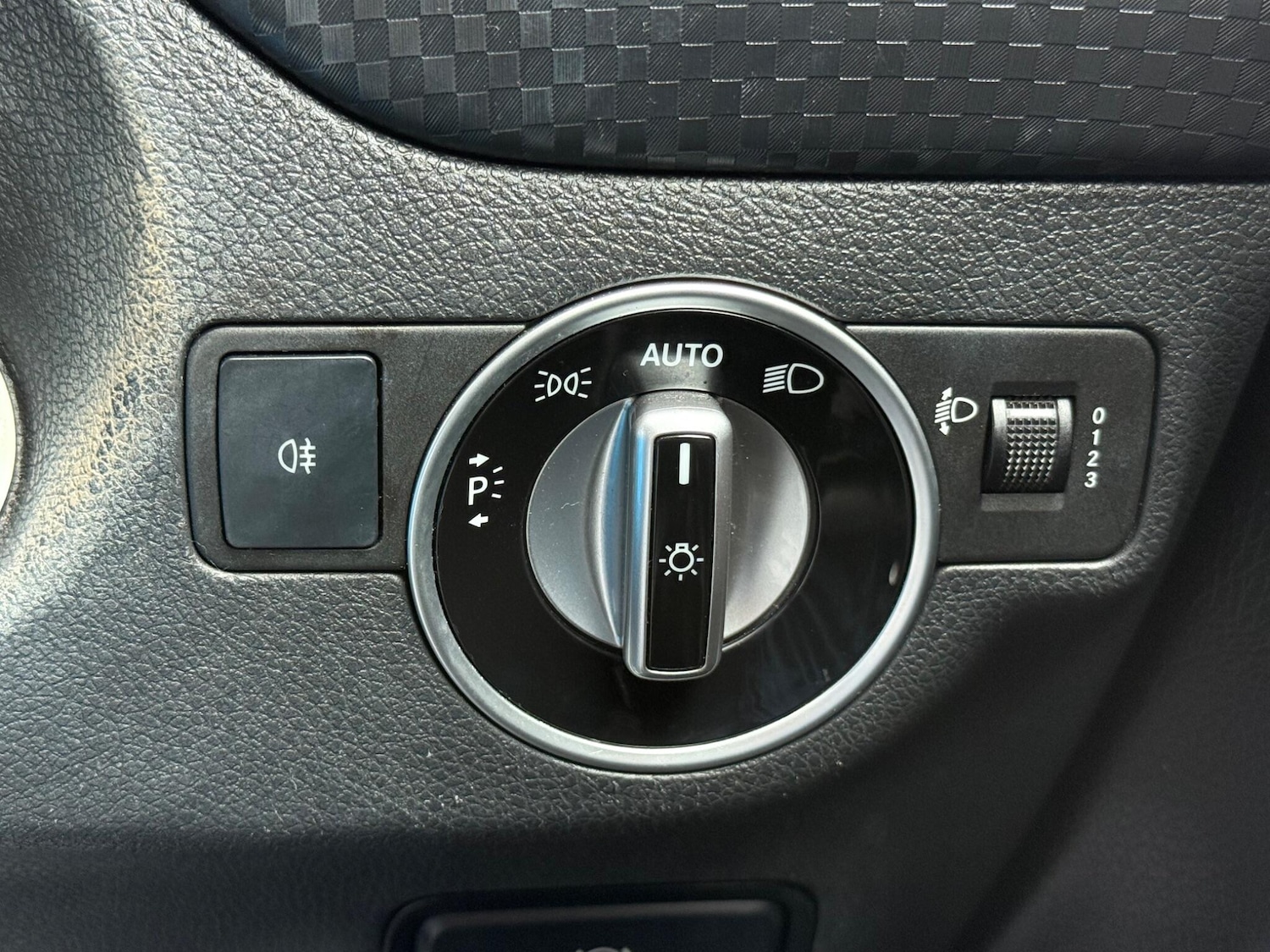 Used Mercedes-Benz A-Class 2016 for sale - 78101421: Photo 17