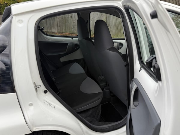 Used Citroen C1 2011 for sale - 76239764: Photo 14