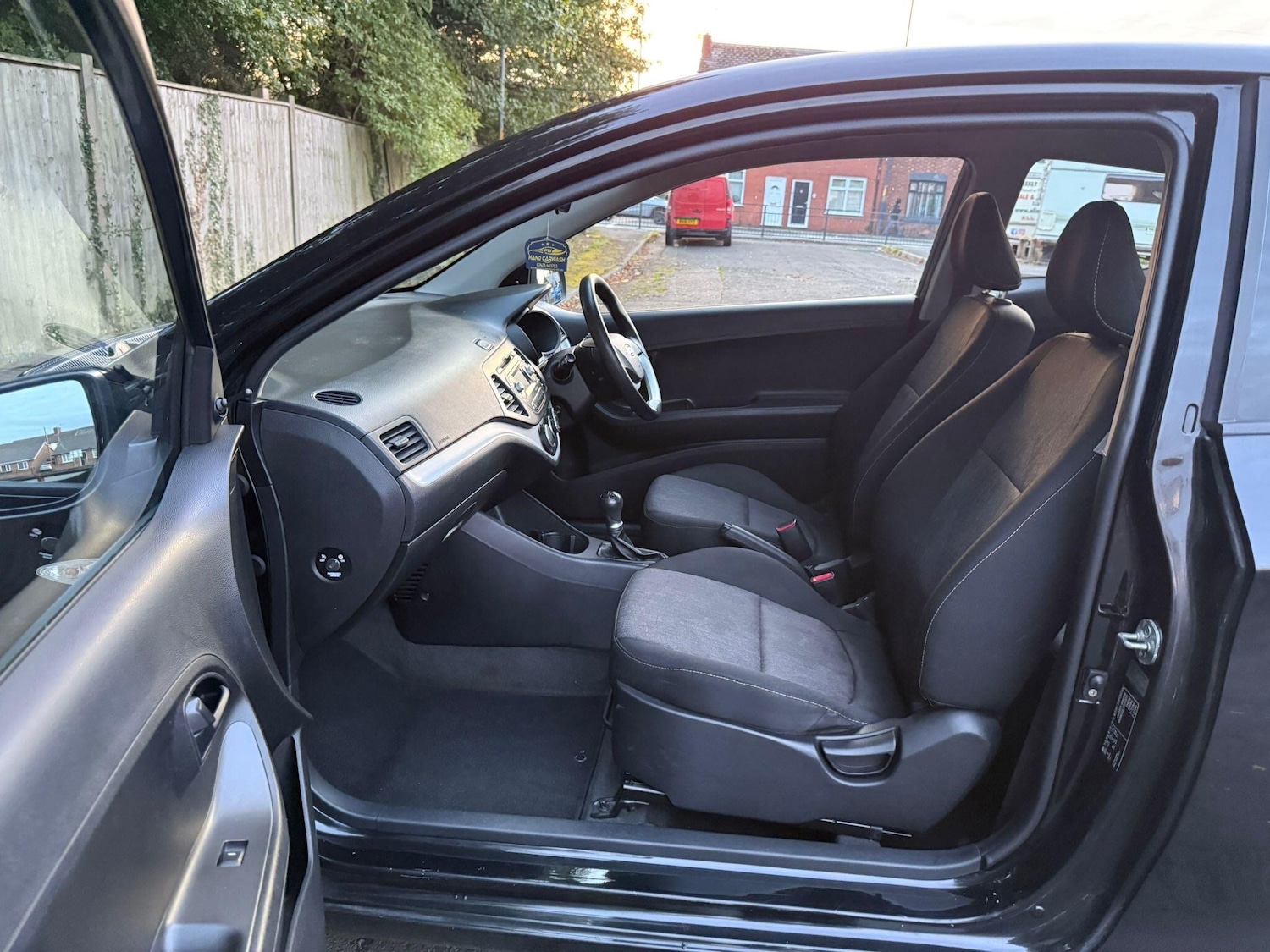Used Kia Picanto 2012 for sale - 76109142: Photo 11