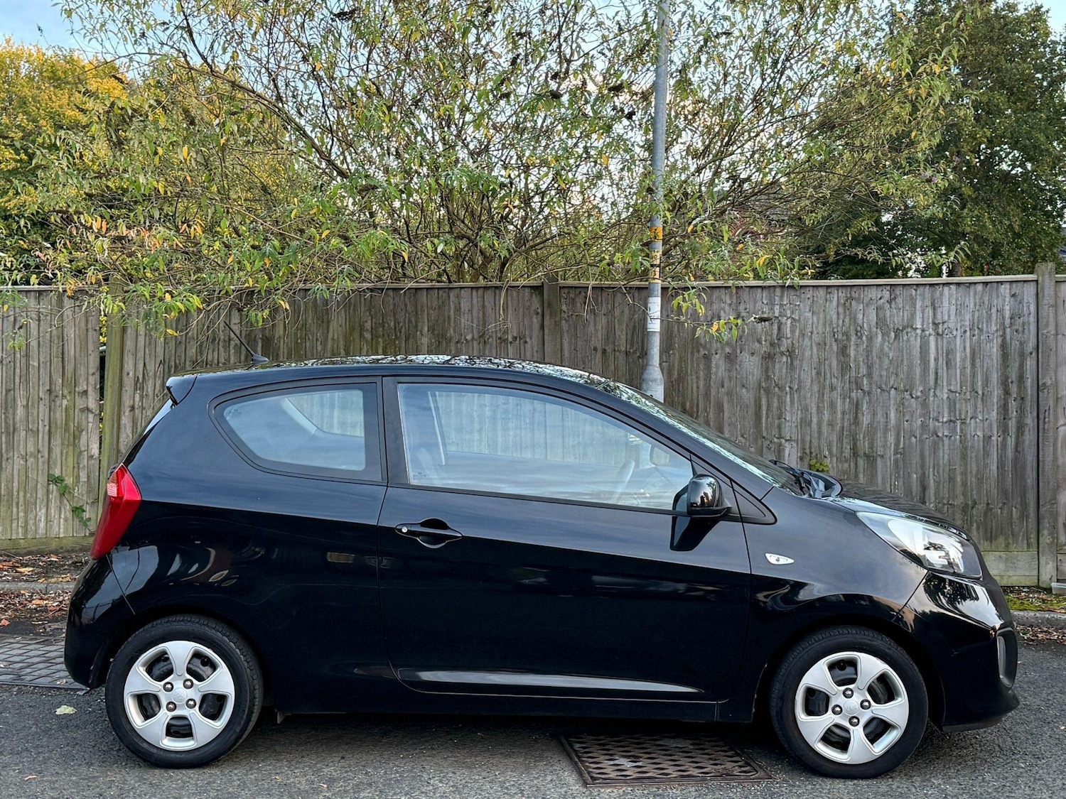 Used Kia Picanto 2012 for sale - 76109142: Photo 4