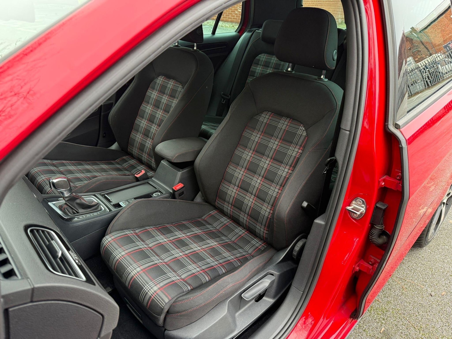 Used Volkswagen Golf 2015 for sale - 77102012: Photo 14