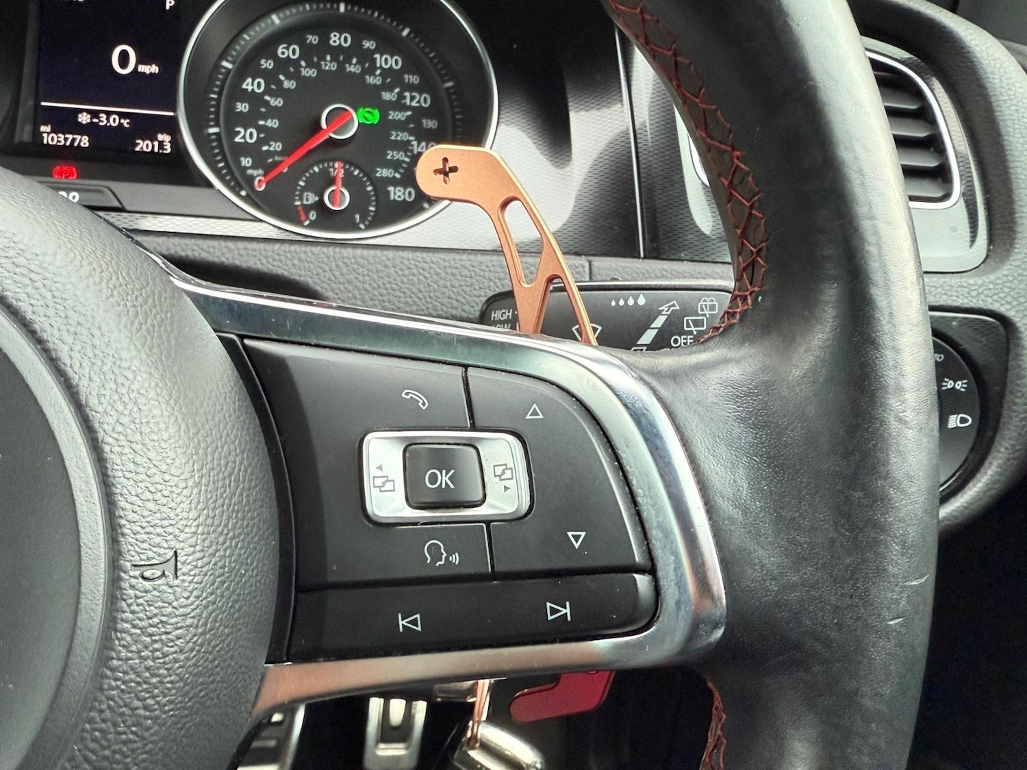 Used Volkswagen Golf 2015 for sale - 77102012: Photo 23