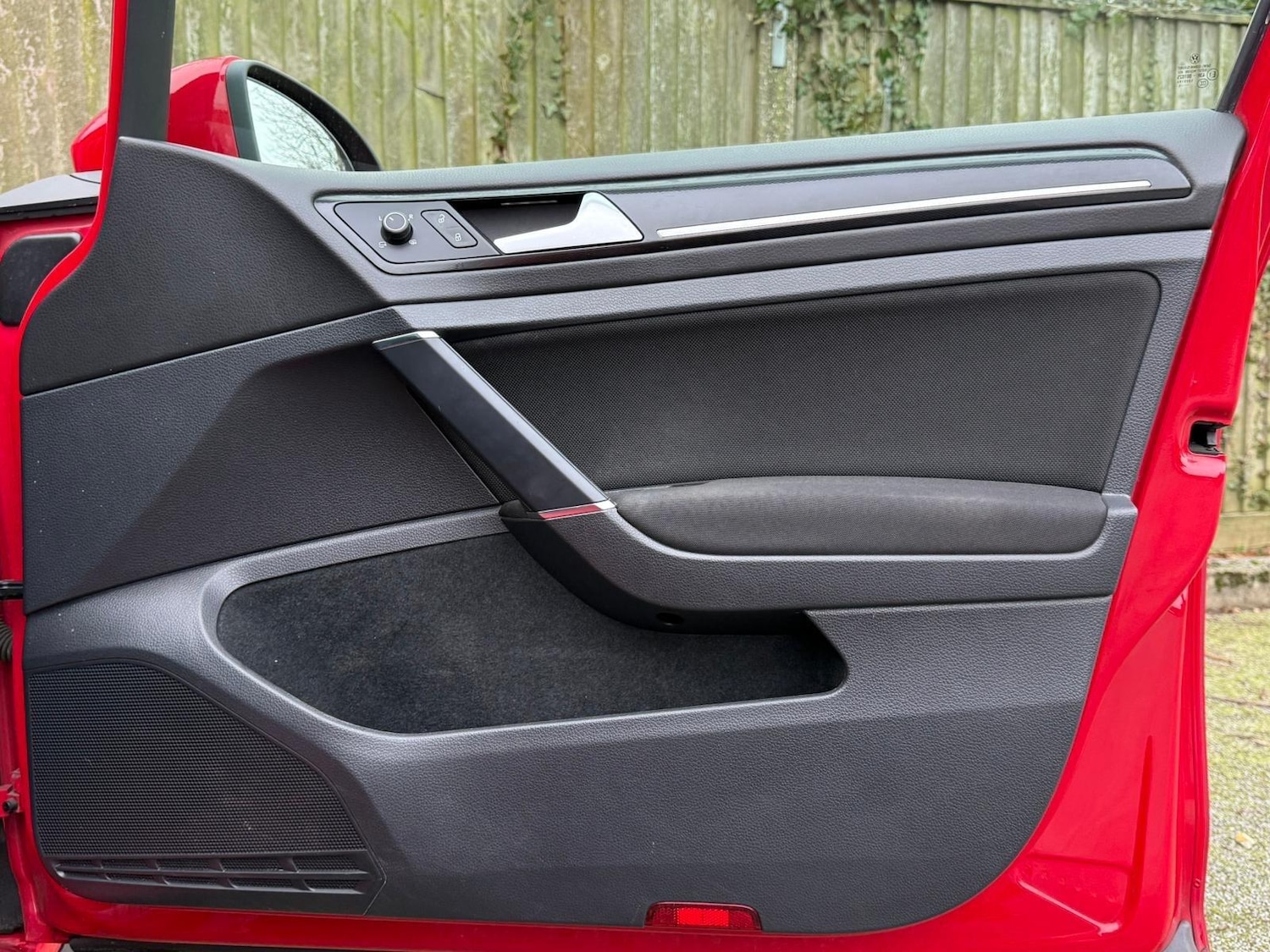 Used Volkswagen Golf 2015 for sale - 77102012: Photo 33