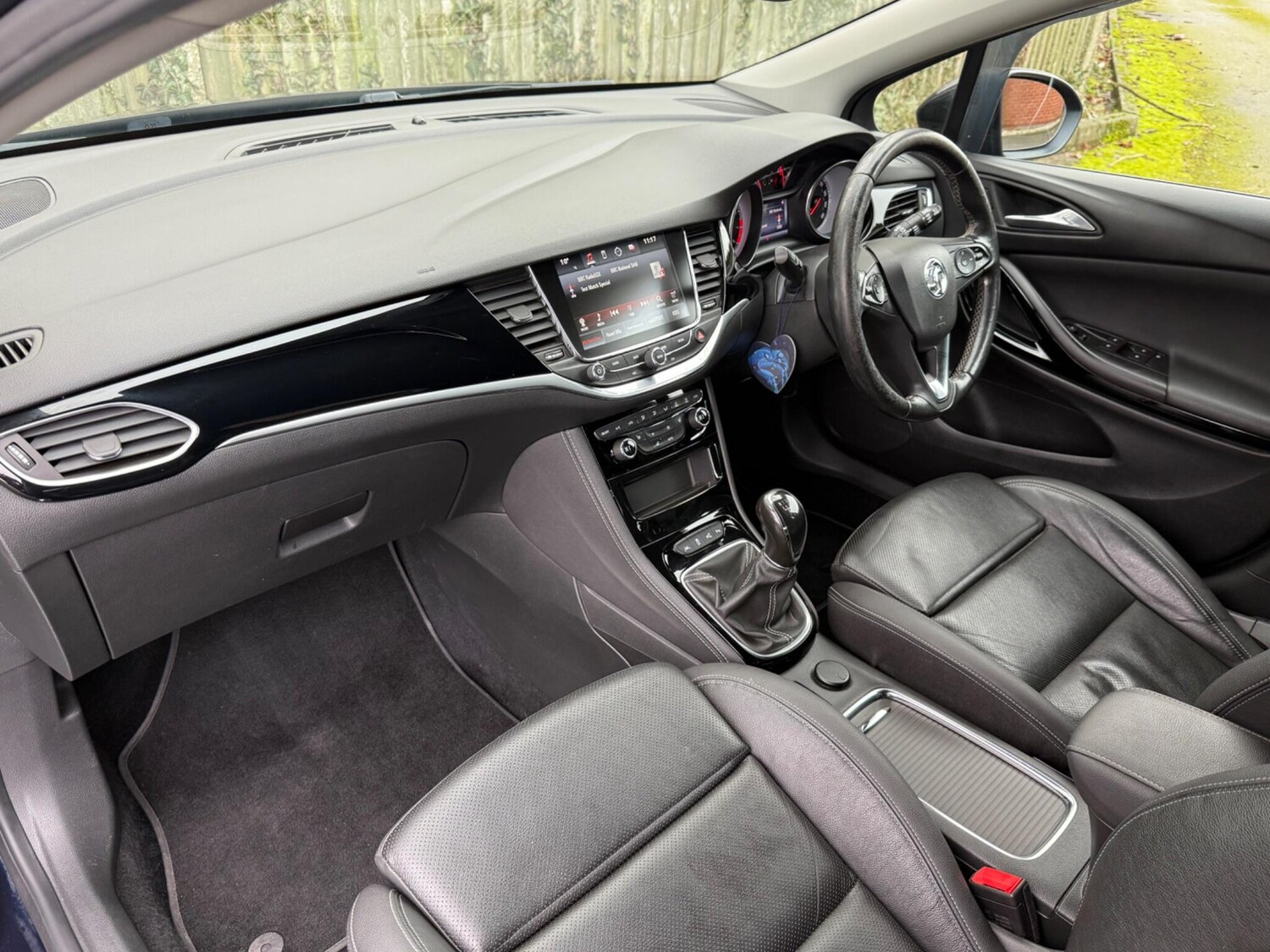 Used Vauxhall Astra for sale - 77484175: Photo 11