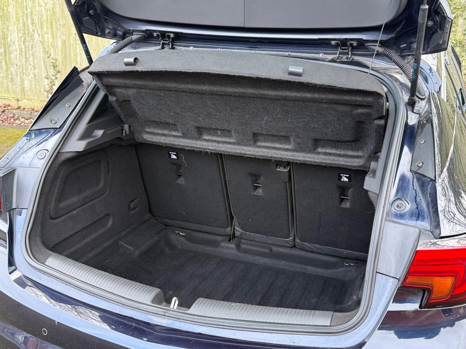 Used Vauxhall Astra for sale - 77484175: Photo 32