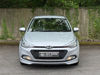 Used Hyundai i20 2017 for sale - 78661457: Photo