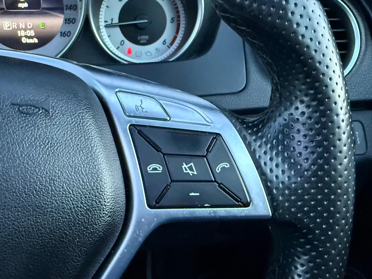 Used Mercedes-Benz C Class 2014 for sale - 77892565: Photo 18