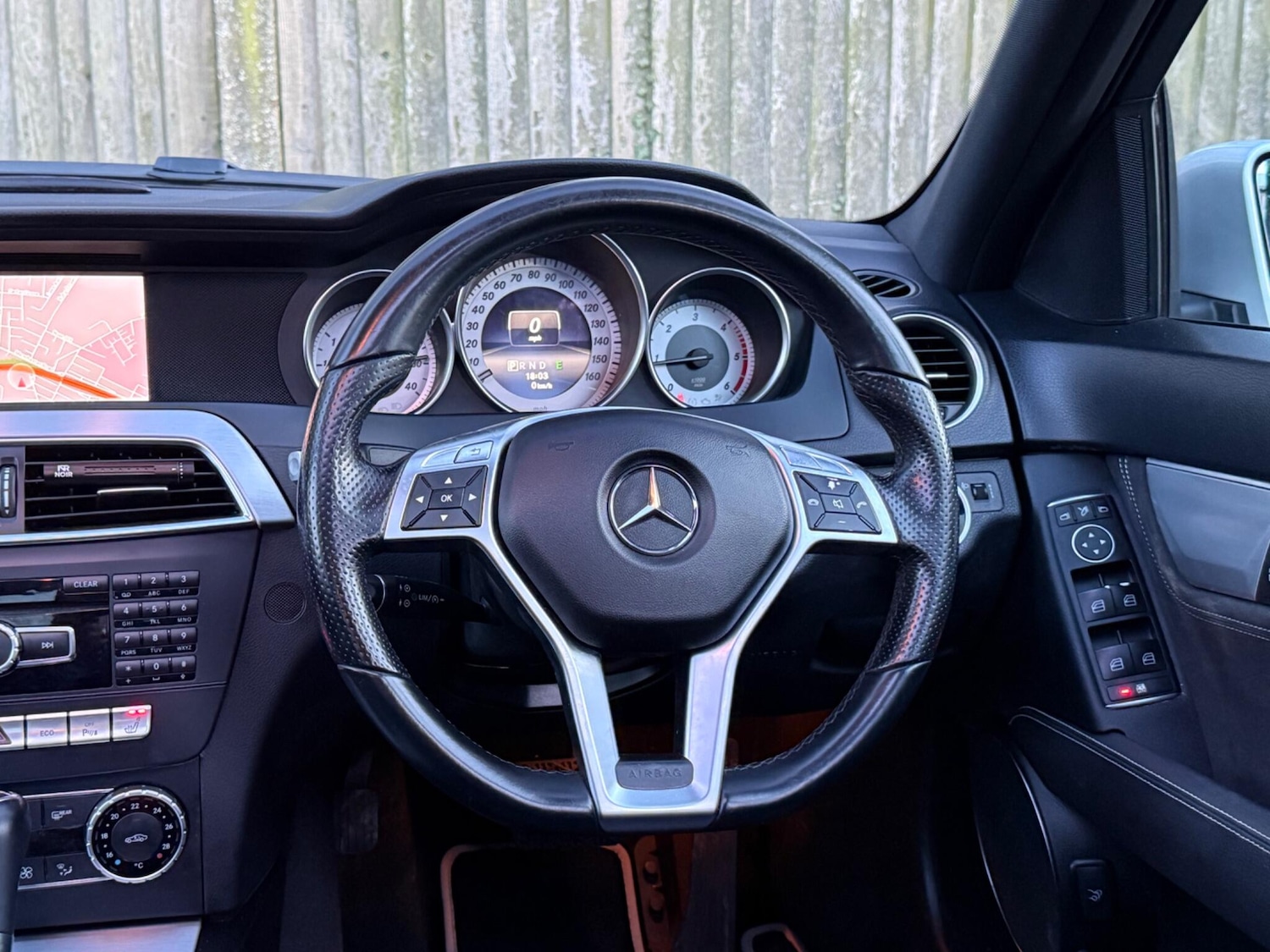 Used Mercedes-Benz C Class 2014 for sale - 77892565: Photo 35