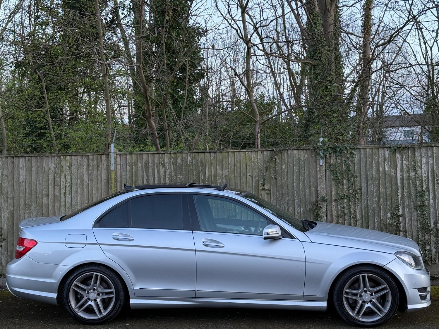 Used Mercedes-Benz C Class 2014 for sale - 77892565: Photo 7