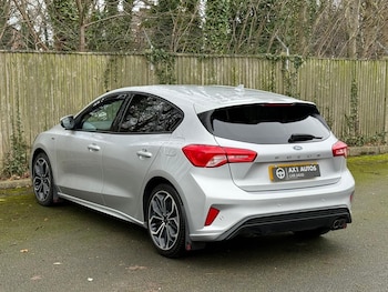 Used Ford Focus 2019 for sale - 77155724: Photo