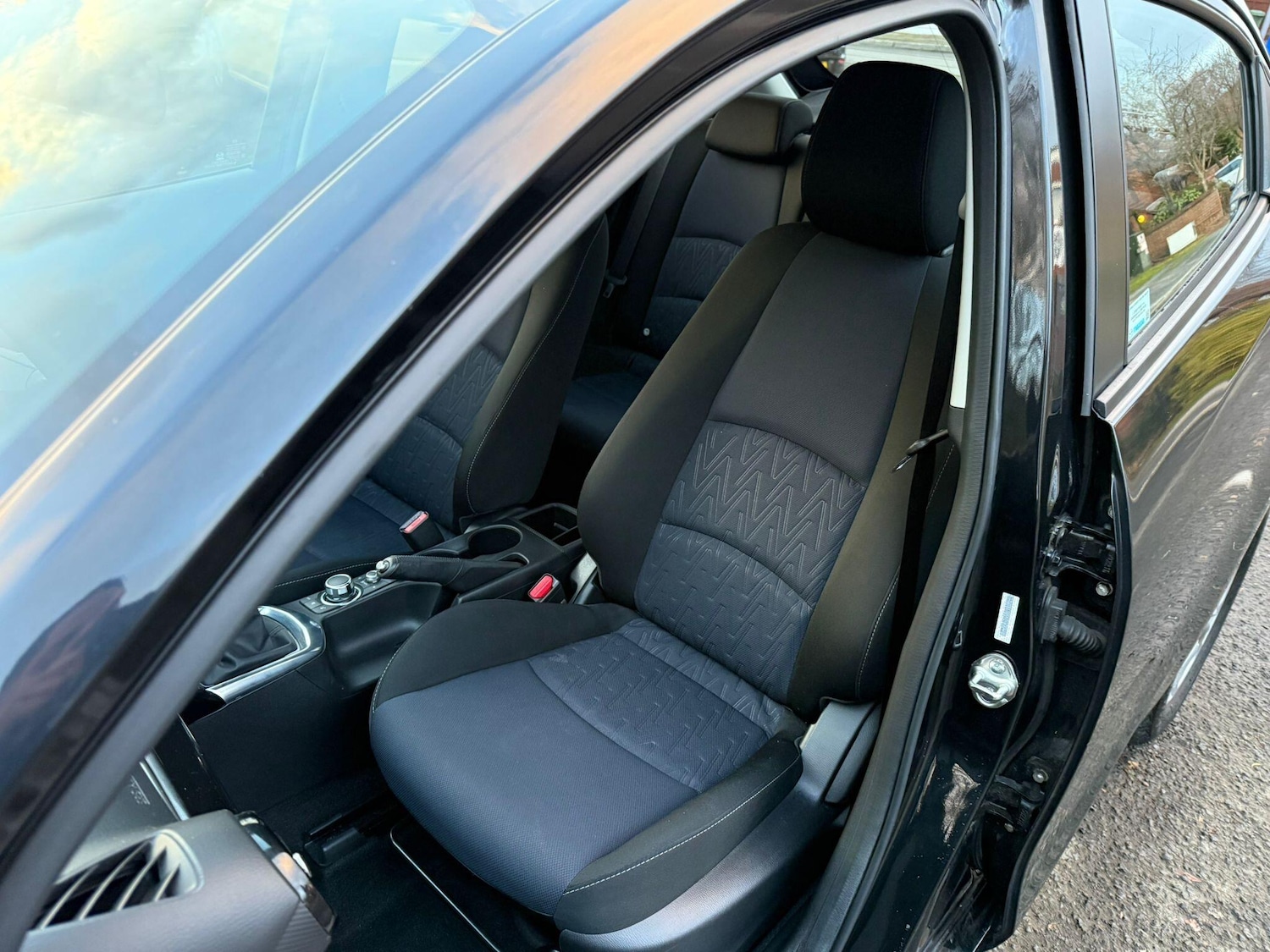 Used Mazda Mazda2 2015 for sale - 76899280: Photo 11