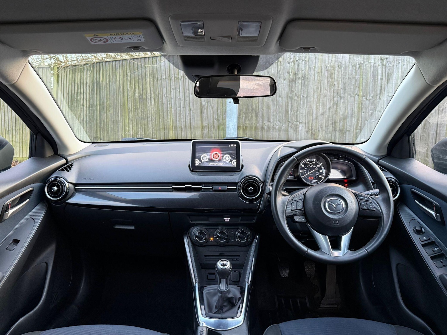 Used Mazda Mazda2 2015 for sale - 76899280: Photo 14