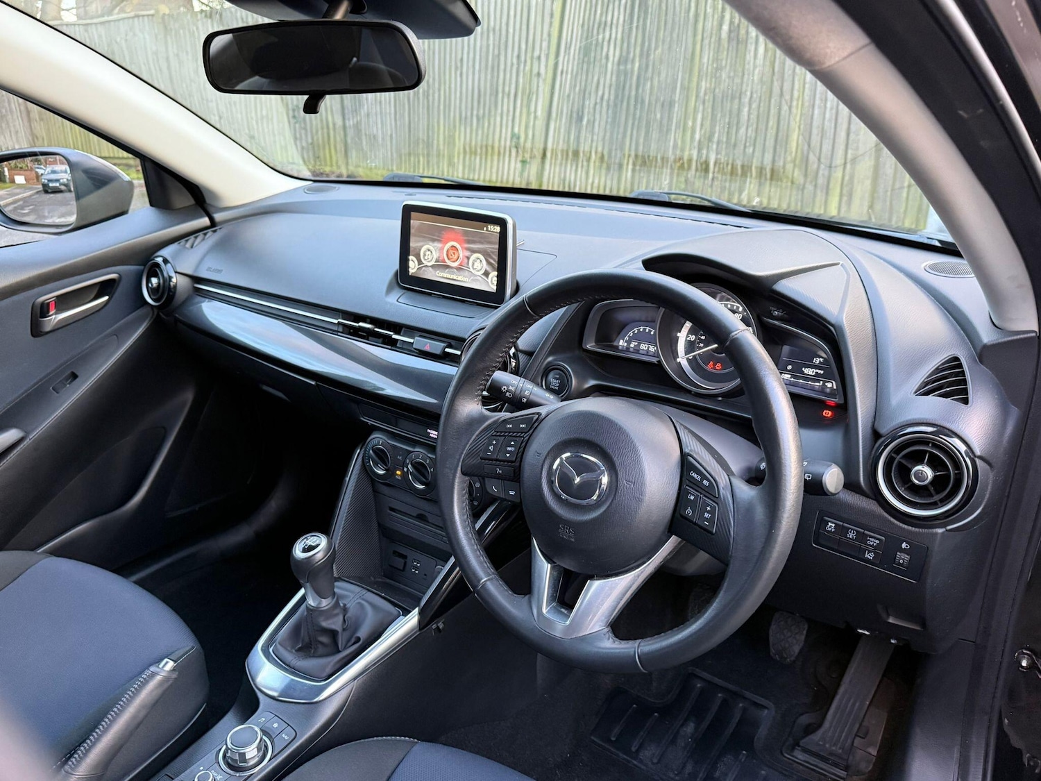 Used Mazda Mazda2 2015 for sale - 76899280: Photo 15