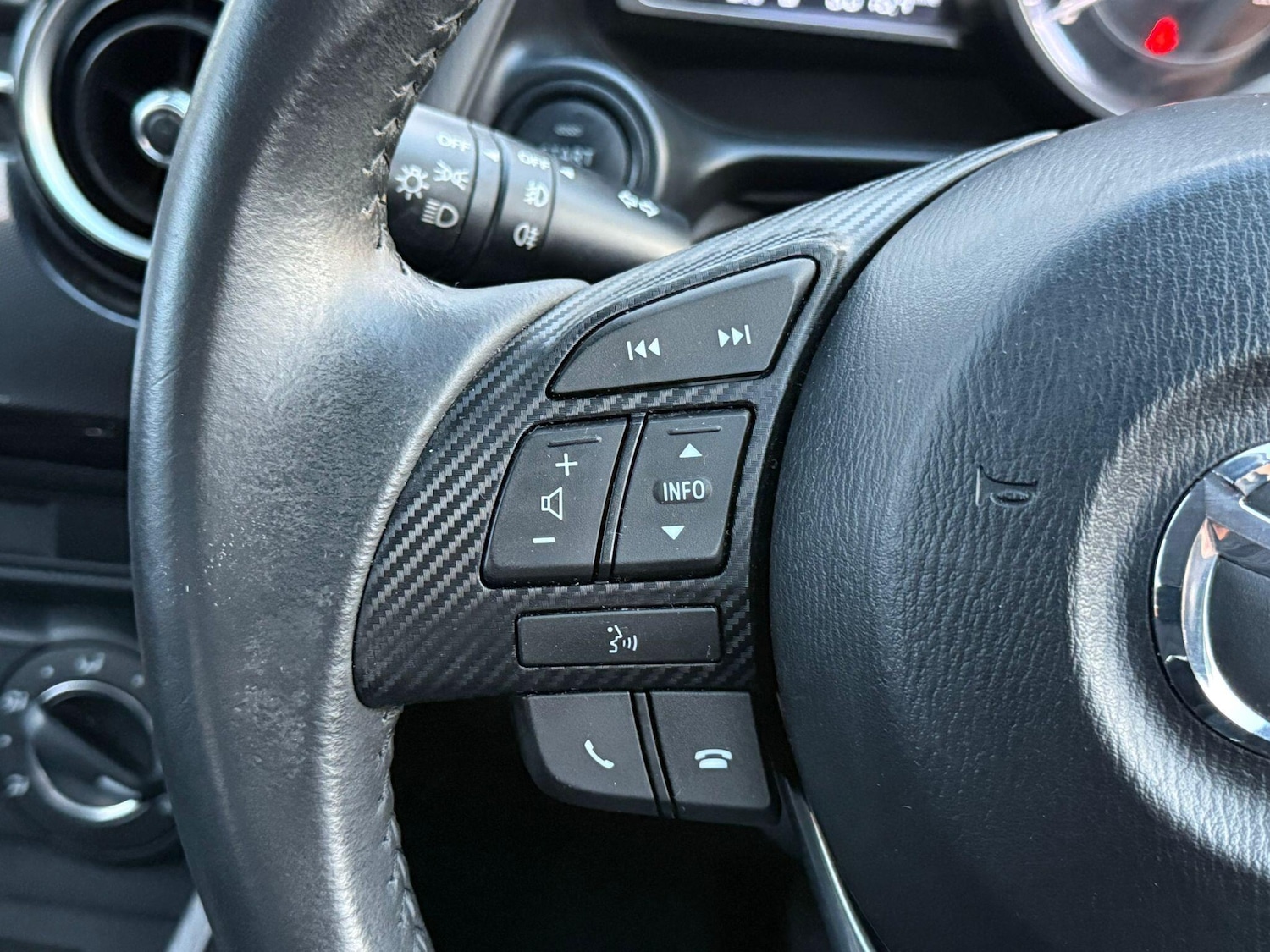 Used Mazda Mazda2 2015 for sale - 76899280: Photo 22