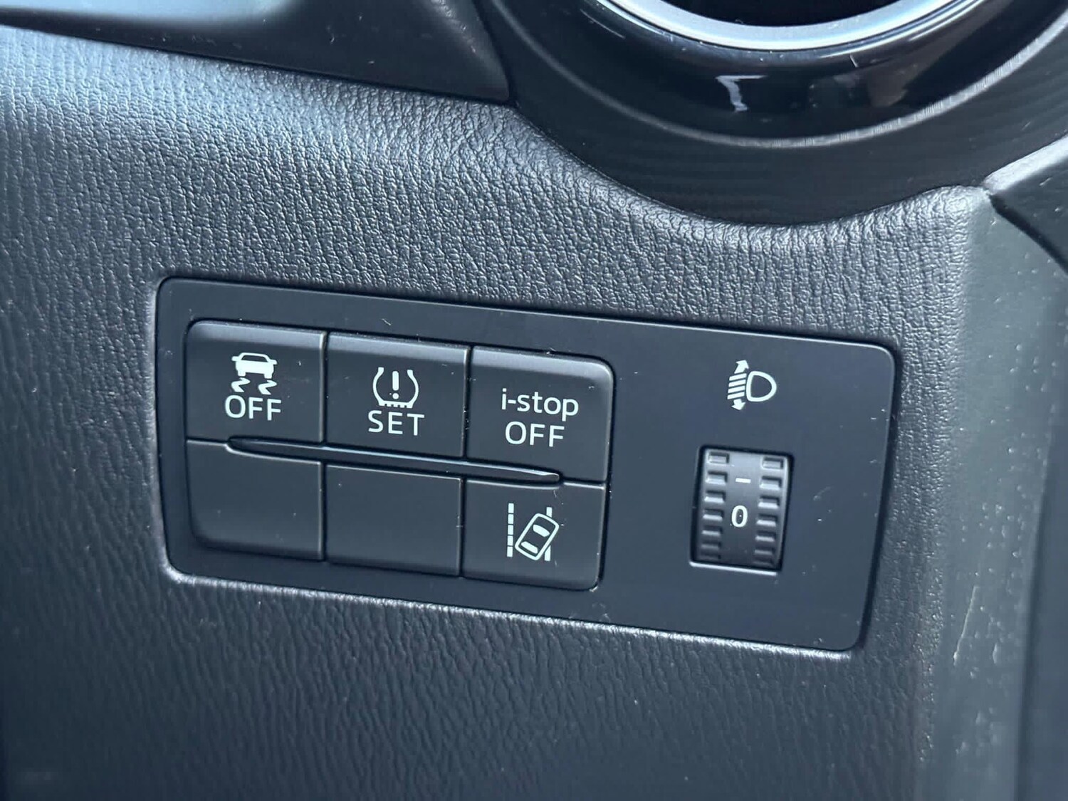 Used Mazda Mazda2 2015 for sale - 76899280: Photo 24