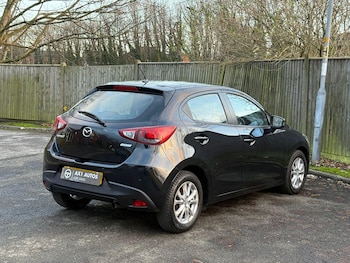 Used Mazda Mazda2 2015 for sale - 76899280: Photo