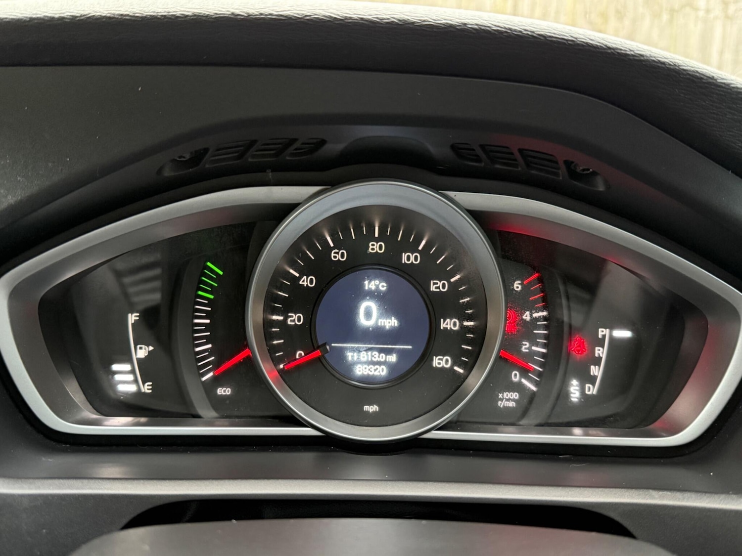 Used Volvo V40 2013 for sale - 76965228: Photo 18