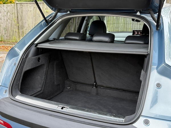 Used Audi Q3 2011 for sale - 76246925: Photo 16