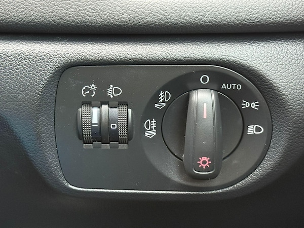 Used Audi Q3 2011 for sale - 76246925: Photo 23