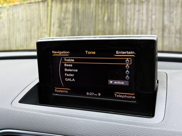 Used Audi Q3 2011 for sale - 76246925: Photo 27
