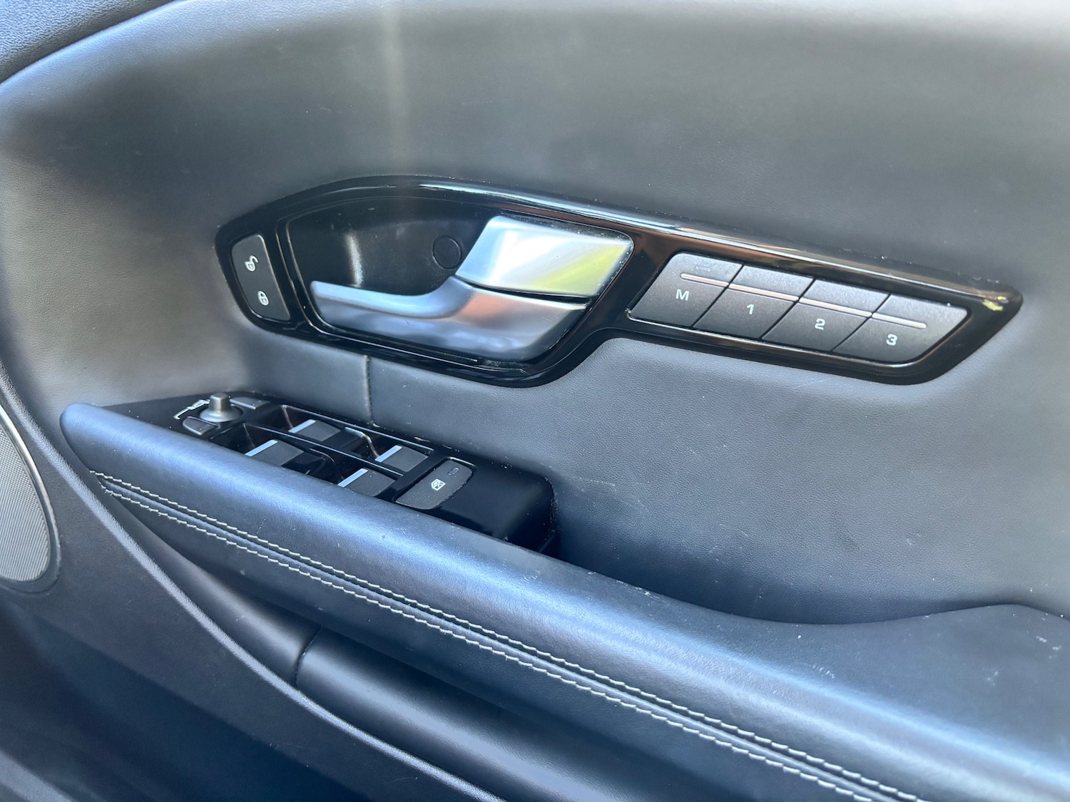 Used Land Rover Range Rover Evoque 2015 for sale - 76554198: Photo 18