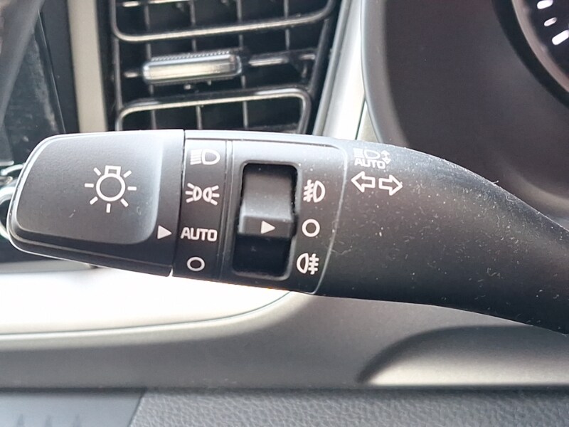 Used Kia Stonic 2023 for sale - 78169573: Photo 19