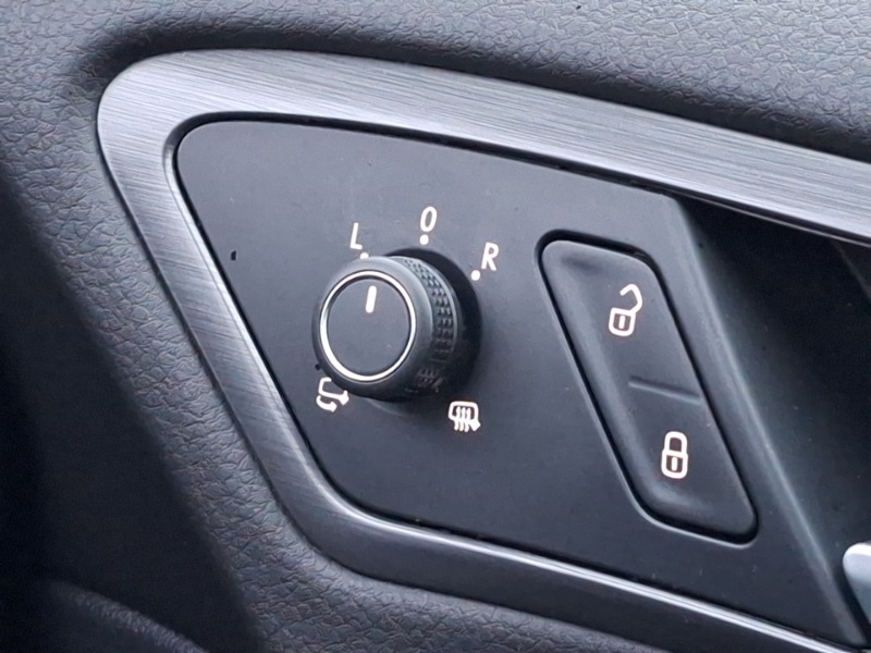 Used Volkswagen Golf 2019 for sale - 77405314: Photo 19