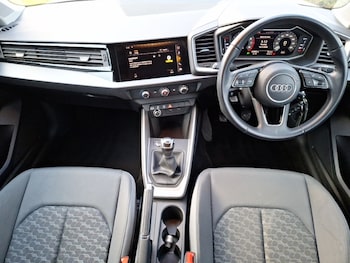 Used Audi A1 2019 for sale - 77682522: Photo
