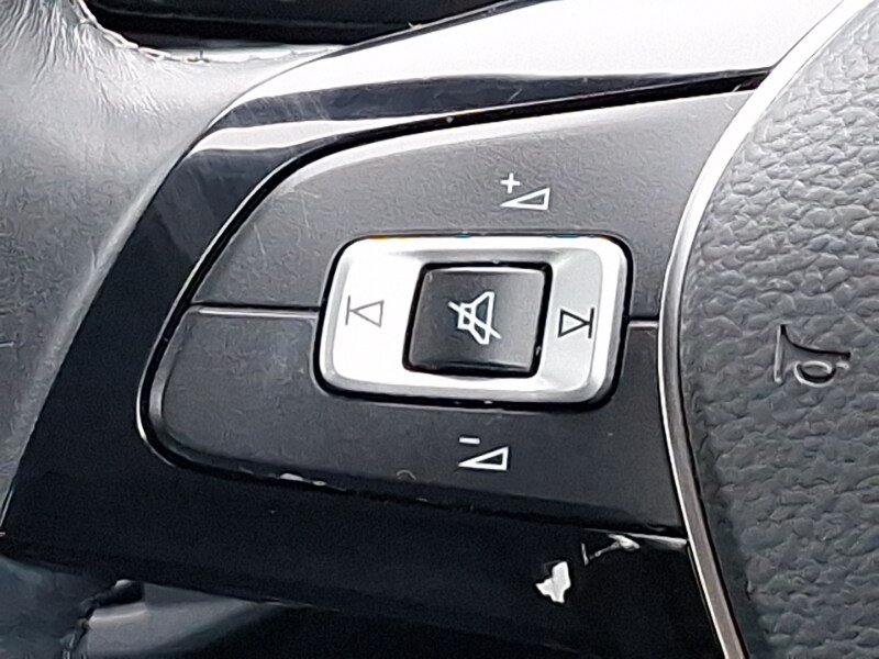 Used Volkswagen Polo 2019 for sale - 77717171: Photo 18