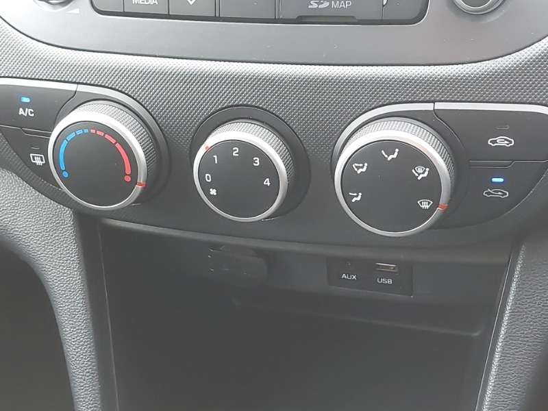 Used Hyundai i10 2019 for sale - 76427409: Photo 14