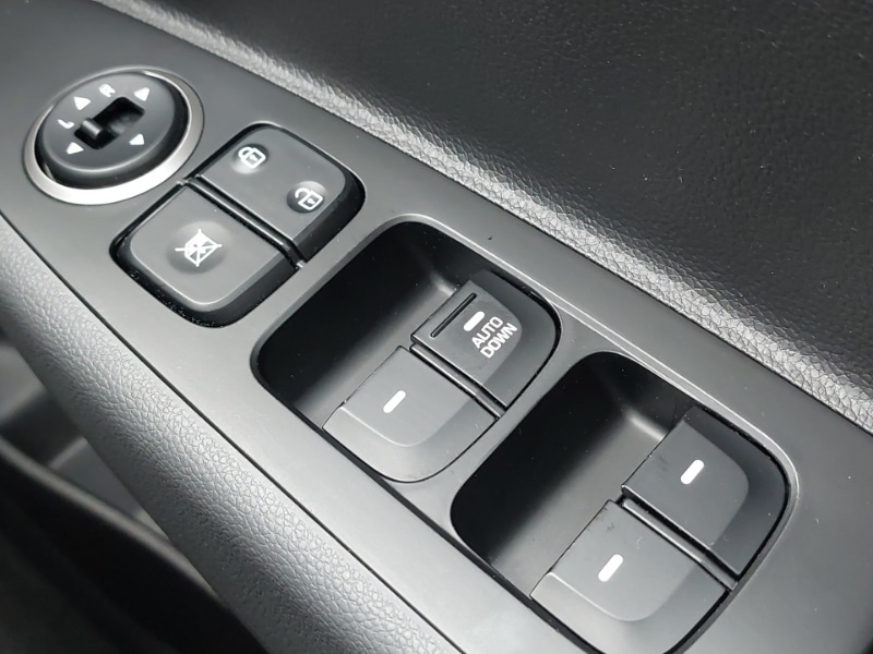 Used Hyundai i10 2019 for sale - 76427409: Photo 17