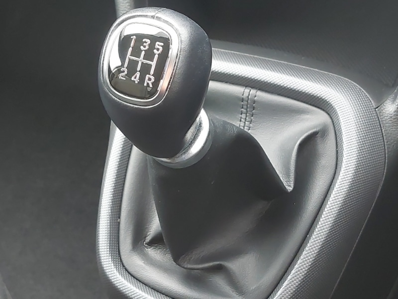 Used Hyundai i10 2019 for sale - 76427409: Photo 18