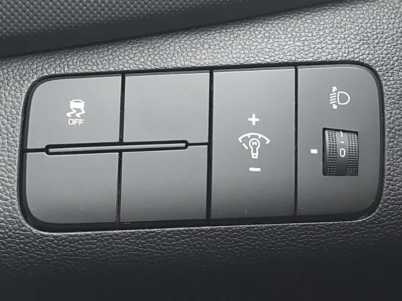 Used Hyundai i10 2019 for sale - 76427409: Photo 19