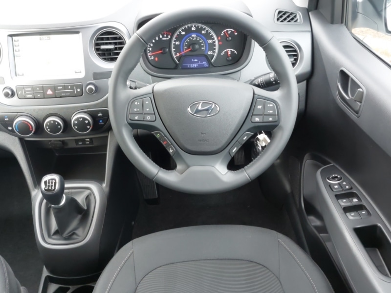 Used Hyundai i10 2019 for sale - 76427409: Photo 7