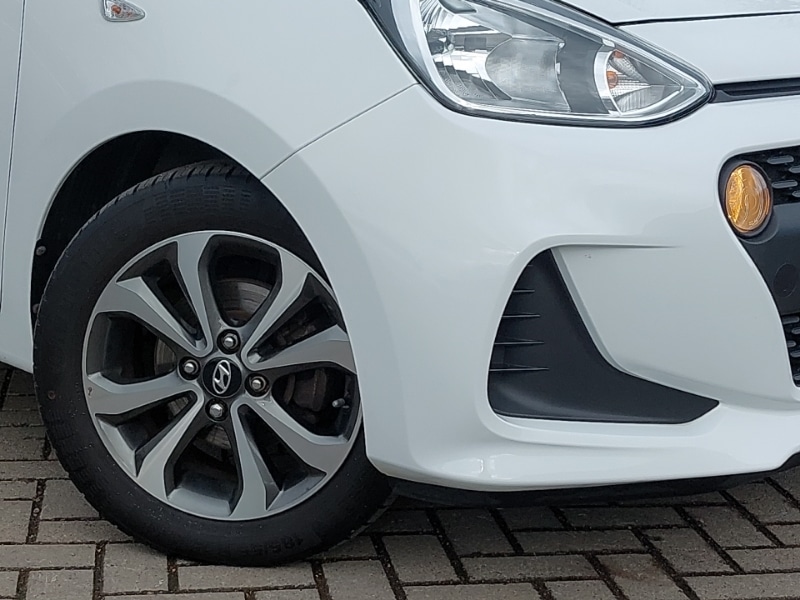 Used Hyundai i10 2019 for sale - 76427409: Photo 9