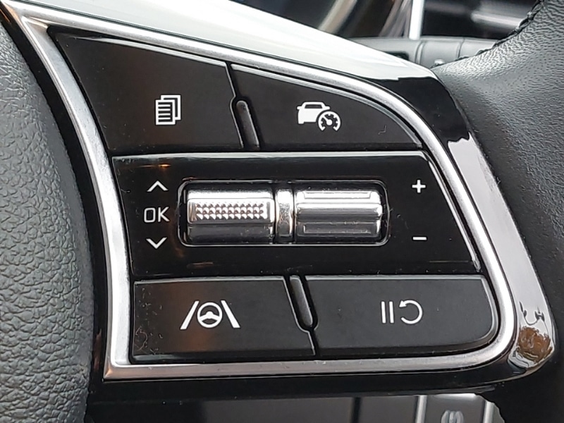 Used Kia XCeed 2025 for sale - 76309160: Photo 17