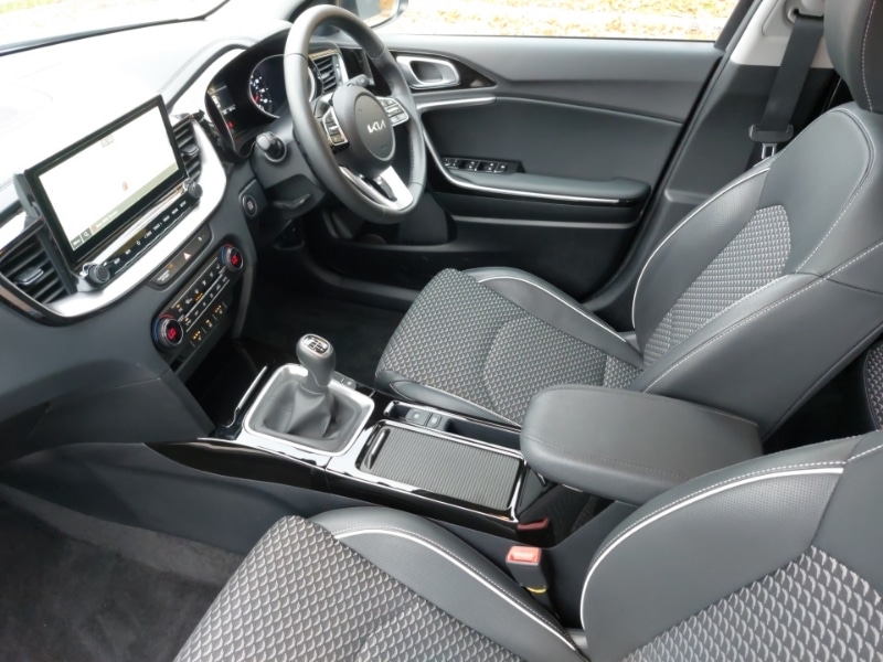 Used Kia XCeed 2025 for sale - 76309160: Photo 5