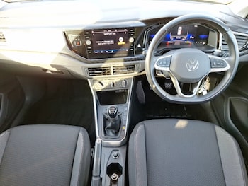 Used Volkswagen Polo 2023 for sale - 77352803: Photo