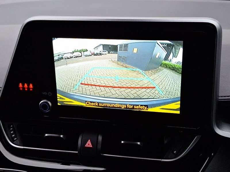 Used Toyota C-HR 2023 for sale - 78164305: Photo 11