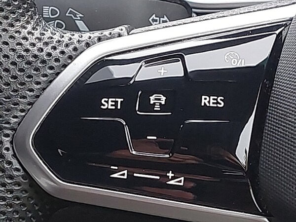 Used Volkswagen T-Roc 2022 for sale - 76108291: Photo 19