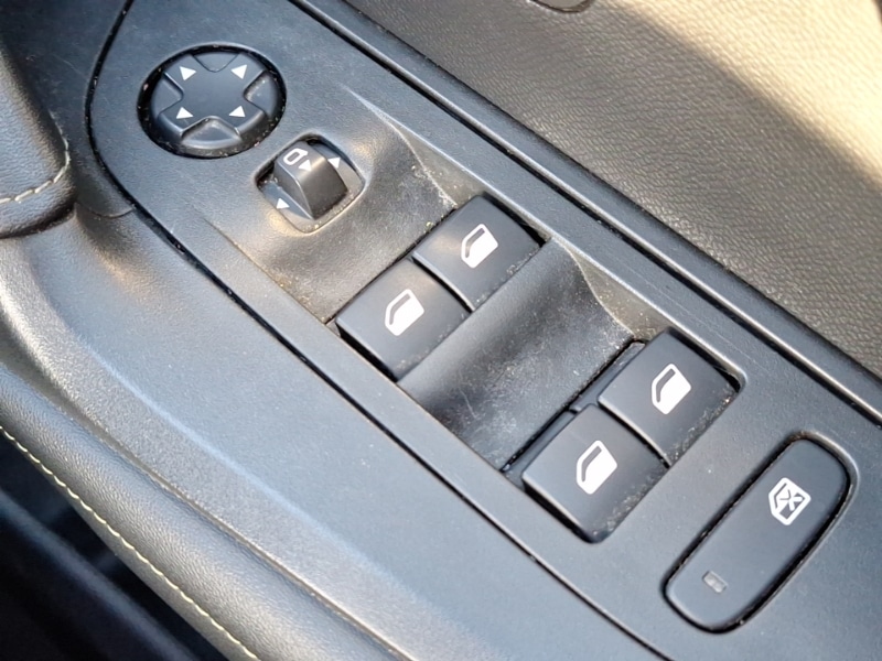 Used Peugeot 2008 2022 for sale - 77070320: Photo 19