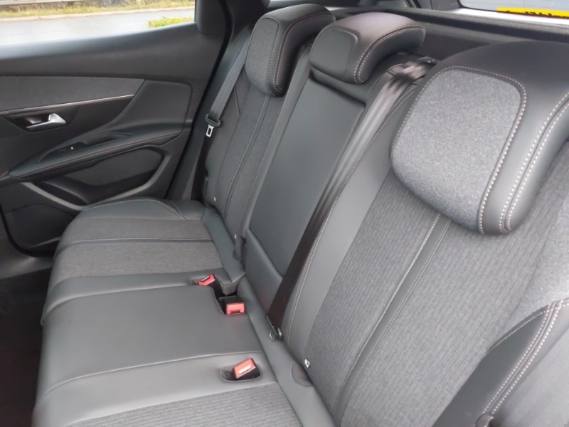 Used Peugeot 3008 2020 for sale - 76556511: Photo 6