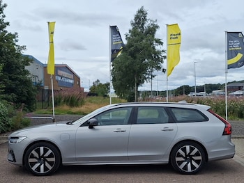 Used Volvo V90 2025 for sale - 79573395: Photo