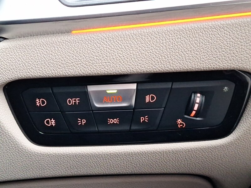 Used BMW 3 Series 2019 for sale - 77818301: Photo 19