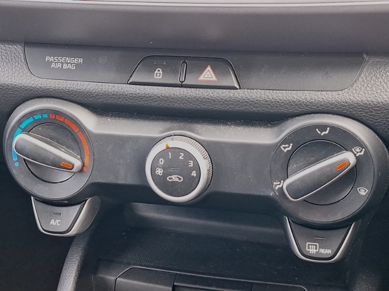 Used Kia Stonic 2021 for sale - 78183913: Photo 14